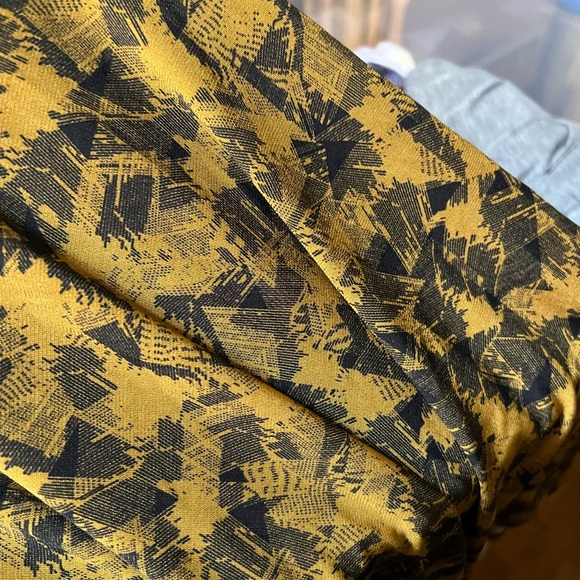 LuLaRoe Madison skirt NWOT 2 XL - Picture 3 of 3